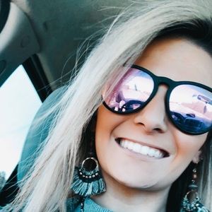 Meet your Posher, Kaitlin